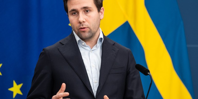 Dousa - Anders G Warne Regeringskansliet cropped.jpg