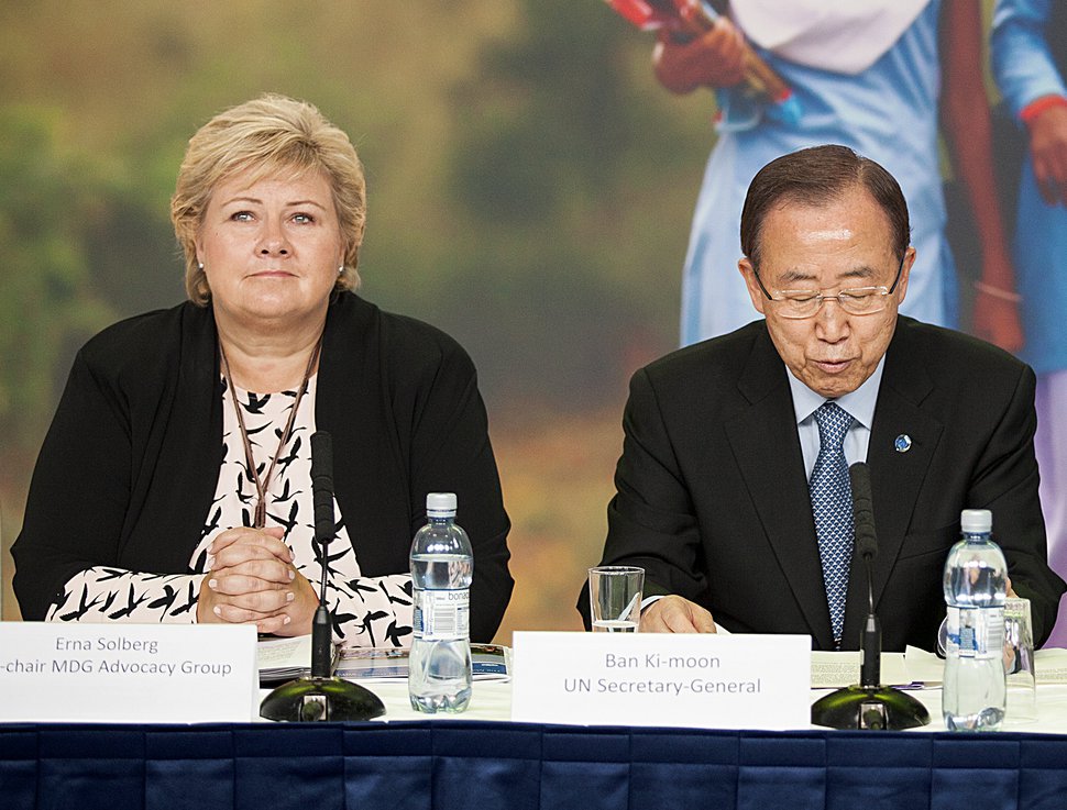 pm_solberg_ban_ki-moon_photo_norwaymfaespen_rost_cropped.jpg